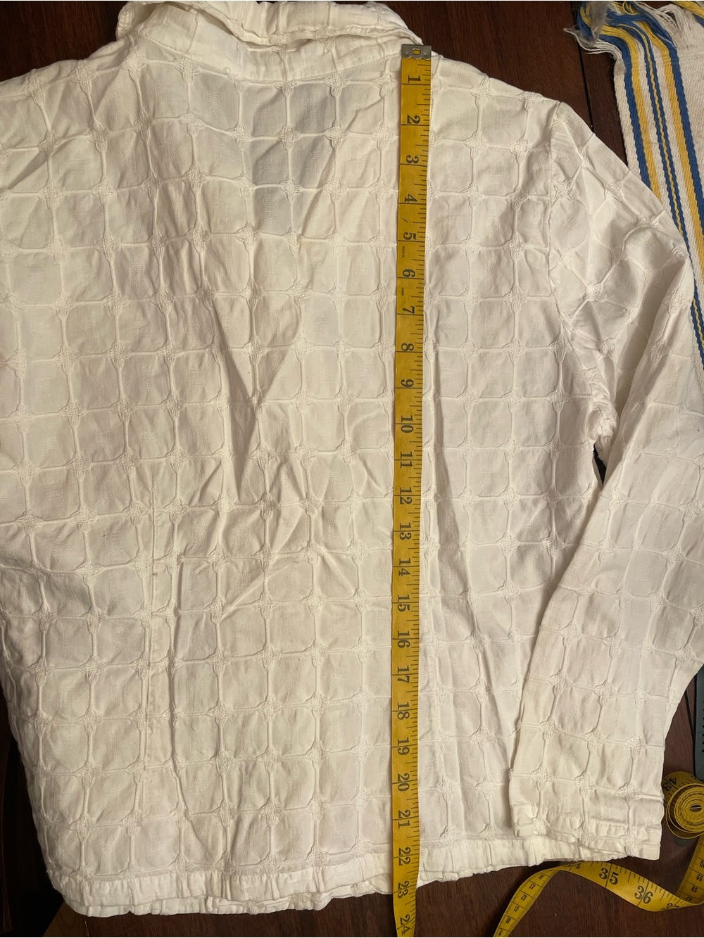 White Textured Women's Blazer - Picture 7 of 8